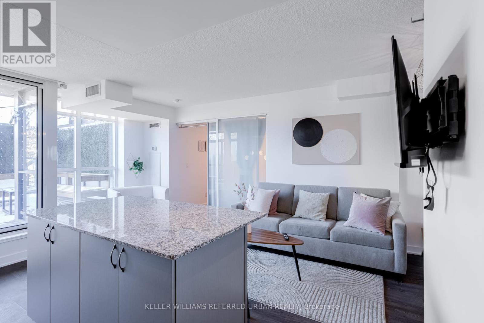 217 - 11 Superior Avenue, Toronto, Ontario  M8V 0A7 - Photo 13 - W12839378