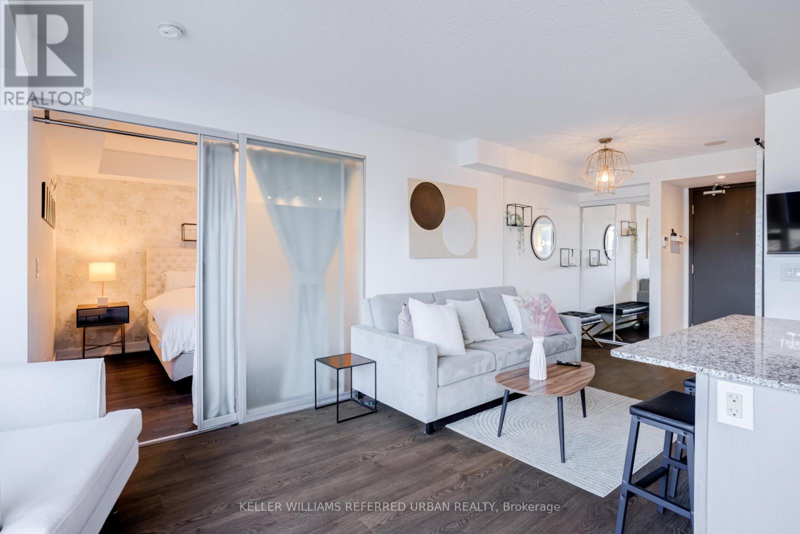 217 - 11 Superior Avenue, Toronto, Ontario  M8V 0A7 - Photo 14 - W12839378