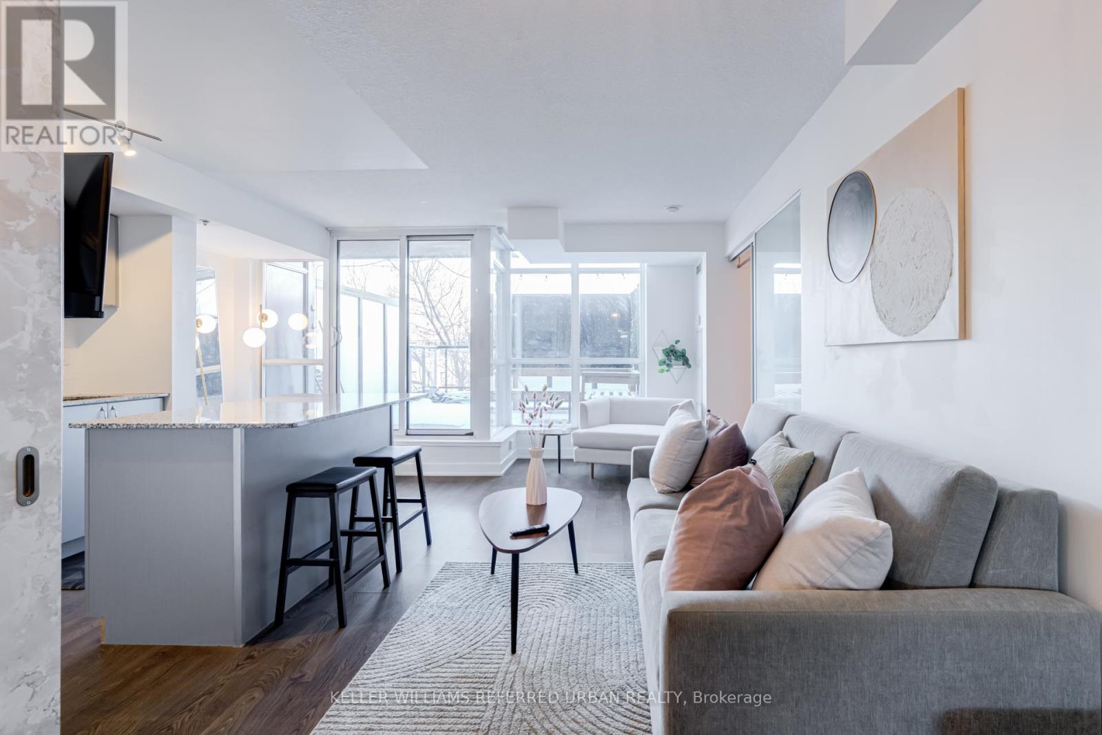 217 - 11 Superior Avenue, Toronto, Ontario  M8V 0A7 - Photo 9 - W12839378