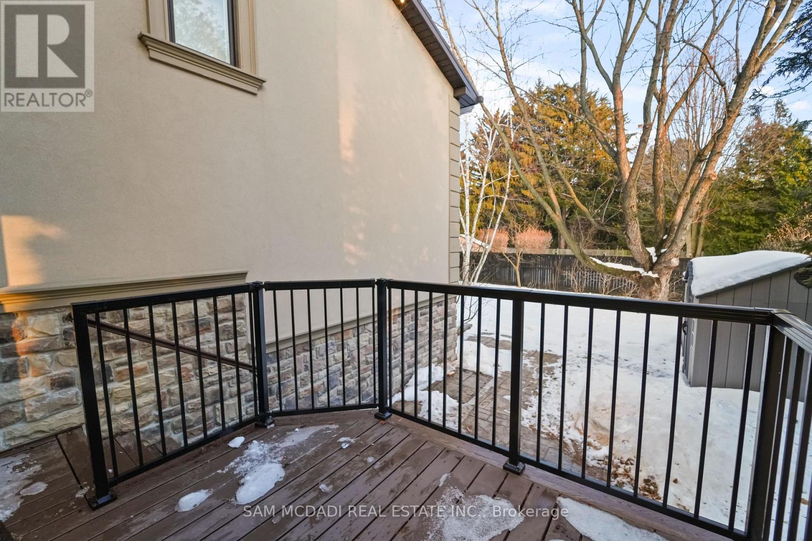 3168 Lakeshore Road W, Oakville, Ontario  L6L 1J6 - Photo 12 - W12839440