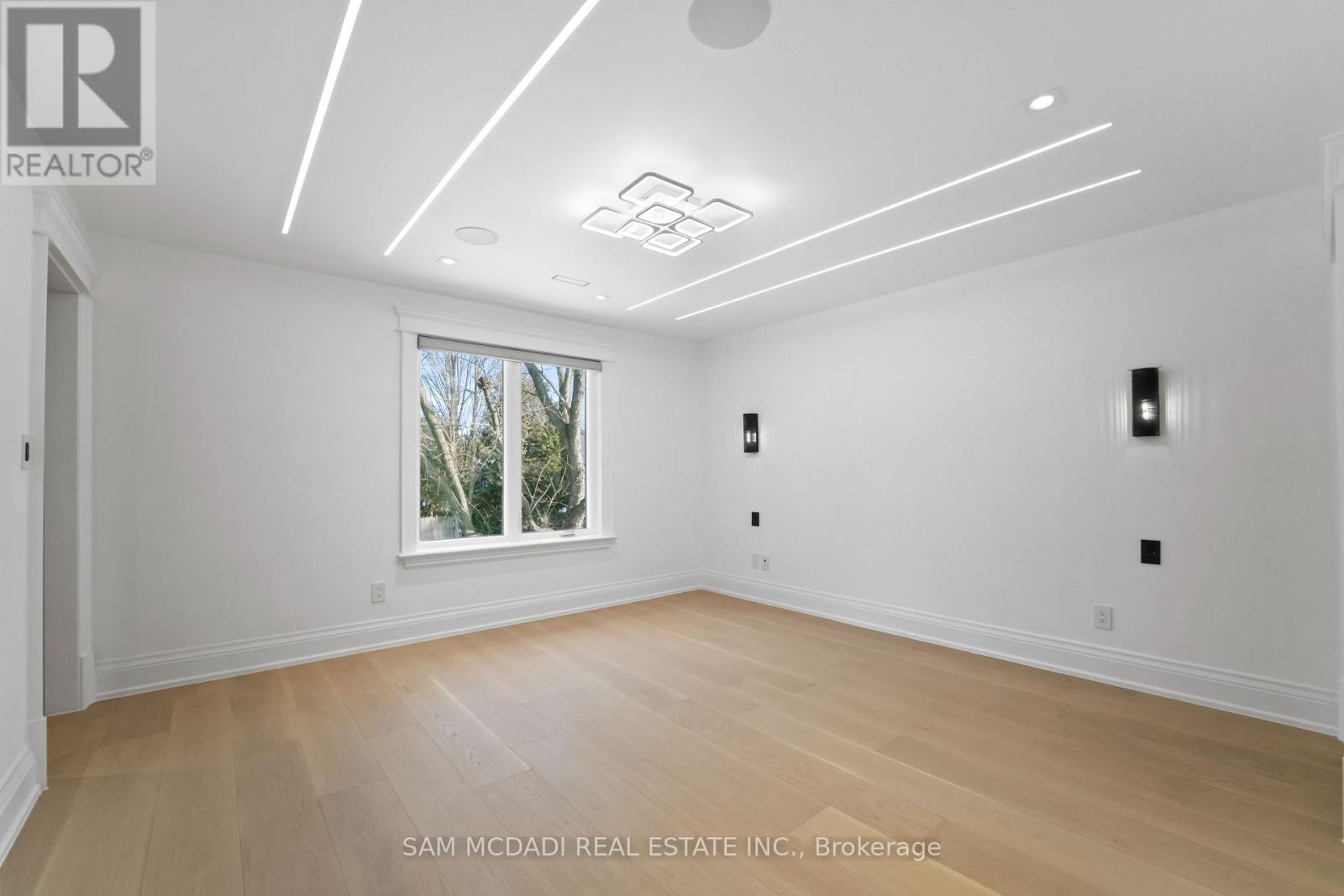 3168 Lakeshore Road W, Oakville, Ontario  L6L 1J6 - Photo 20 - W12839440