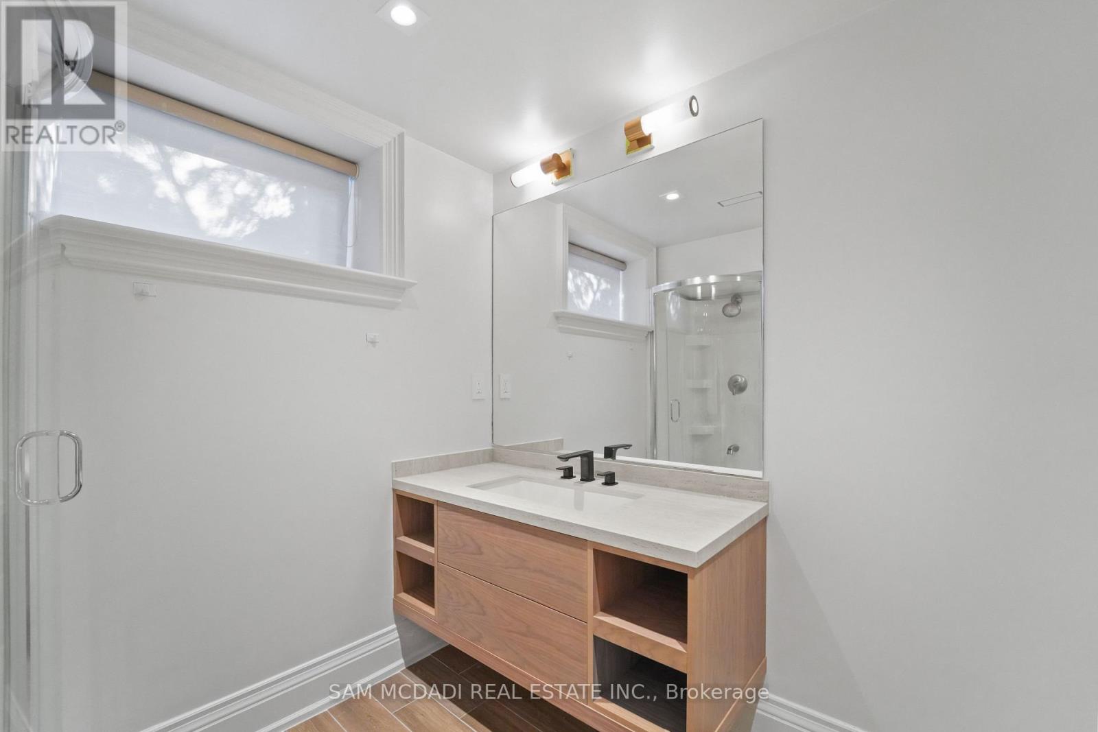 3168 Lakeshore Road W, Oakville, Ontario  L6L 1J6 - Photo 43 - W12839440