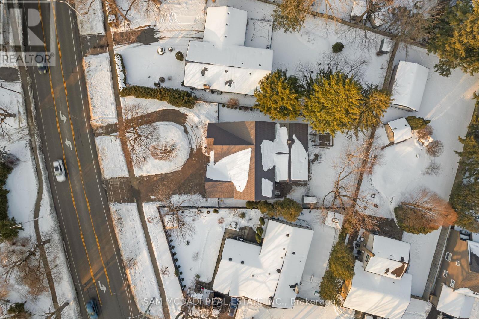 3168 Lakeshore Road W, Oakville, Ontario  L6L 1J6 - Photo 49 - W12839440