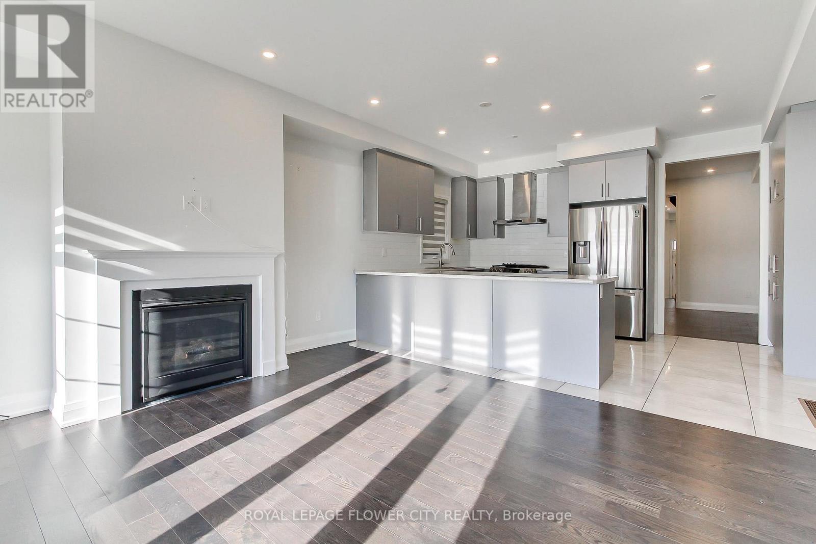 9 Dalbeattie Drive, Brampton, Ontario  L6Y 6H7 - Photo 25 - W12839454