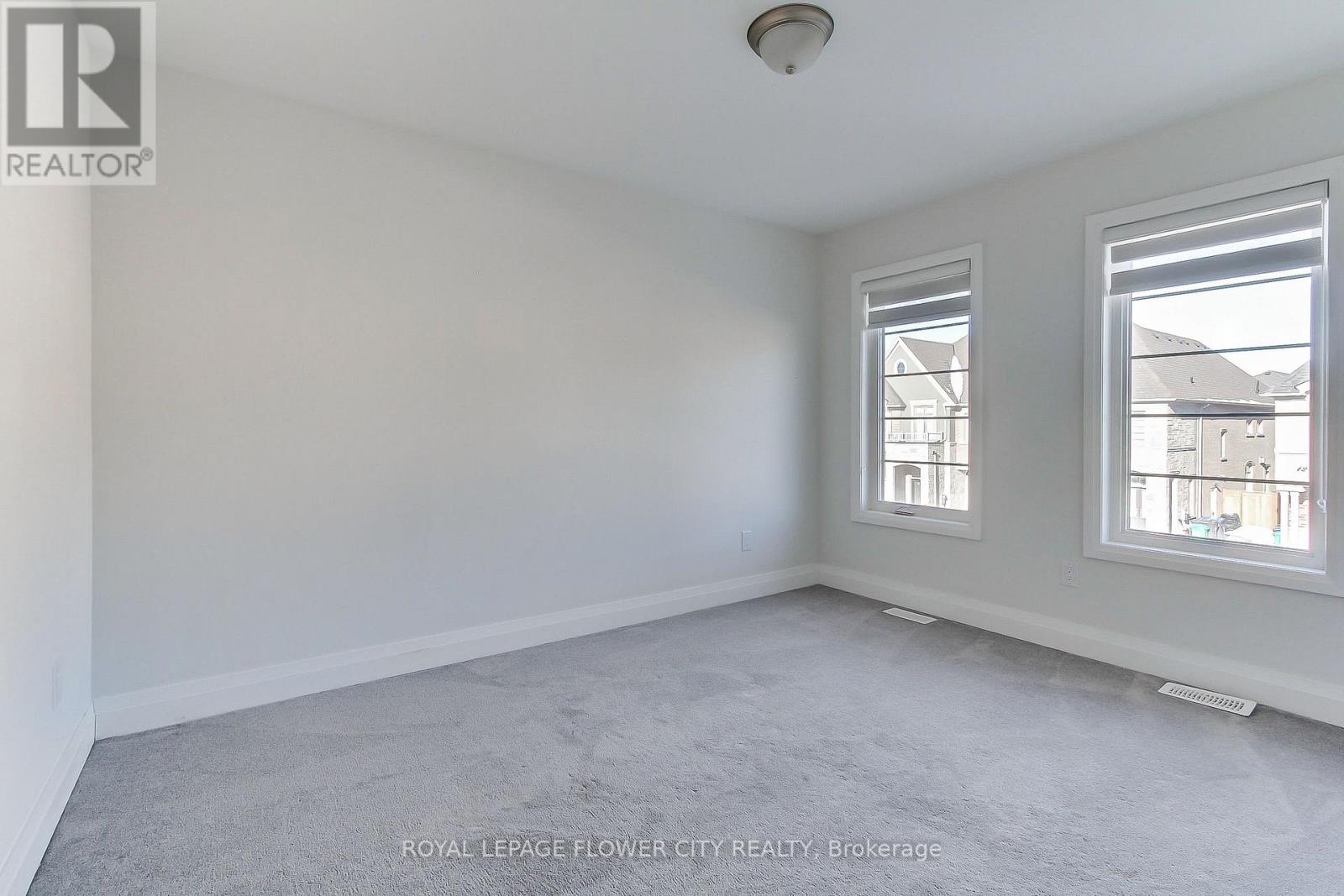 9 Dalbeattie Drive, Brampton, Ontario  L6Y 6H7 - Photo 39 - W12839454