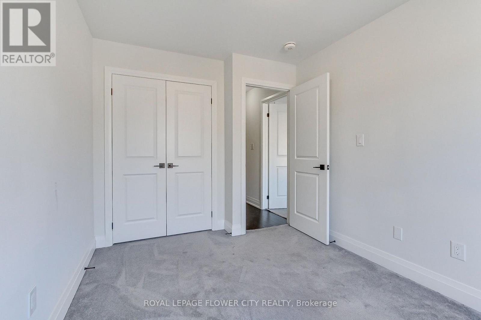 9 Dalbeattie Drive, Brampton, Ontario  L6Y 6H7 - Photo 42 - W12839454