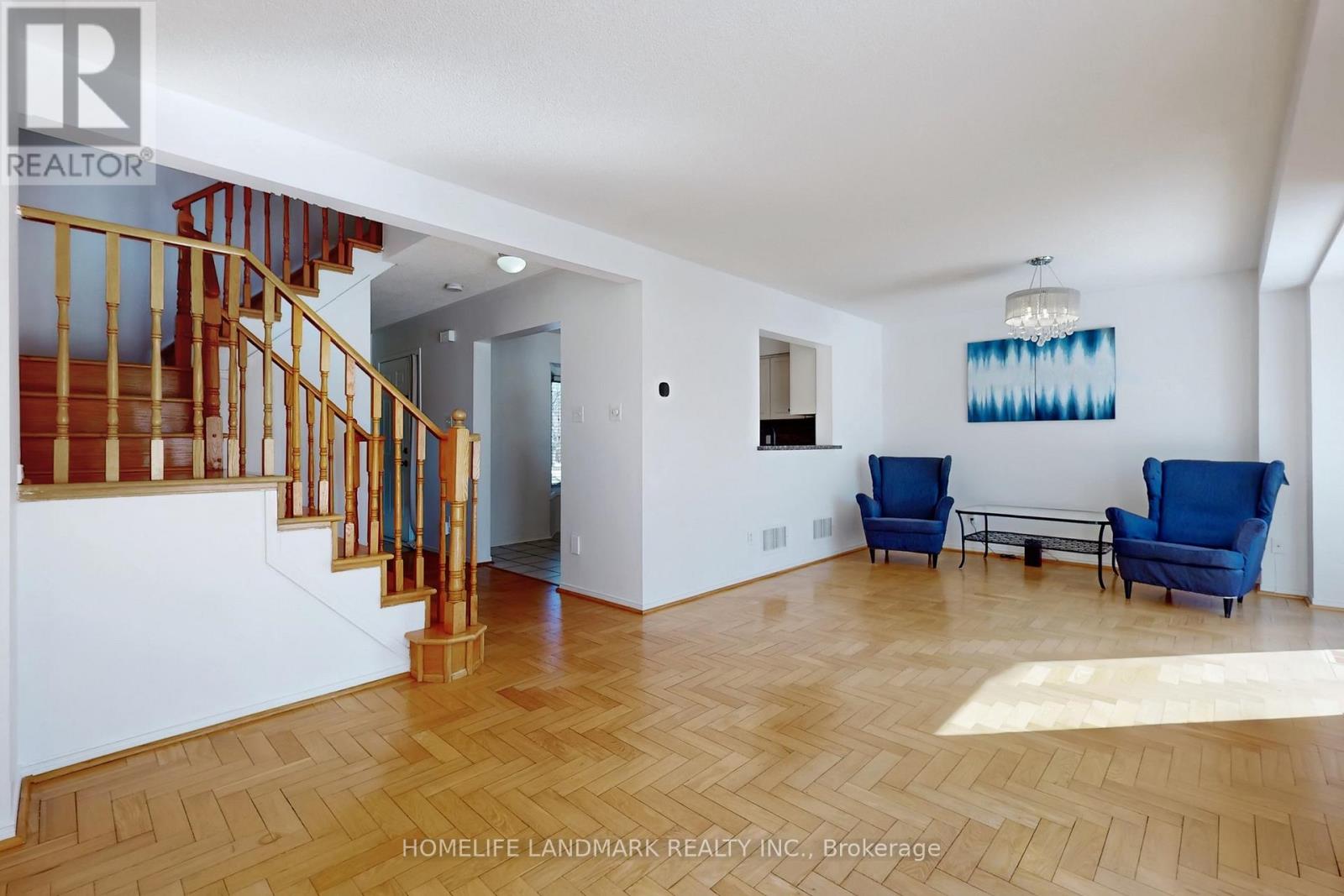 225 Wildwood Trail, Mississauga, Ontario  L4Z 3S4 - Photo 6 - W12838504