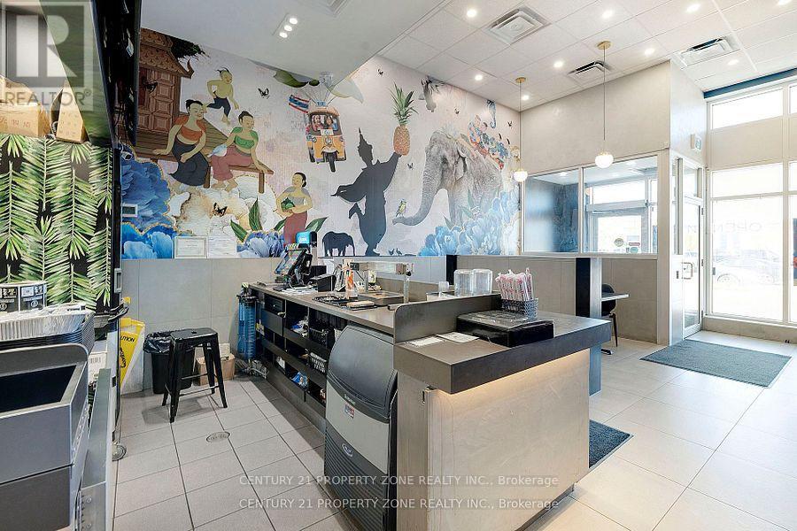 3121 Appleby Line, Burlington, Ontario  L7M 0V7 - Photo 16 - W12839540