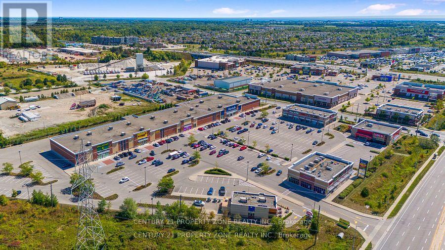 3121 Appleby Line, Burlington, Ontario  L7M 0V7 - Photo 3 - W12839540