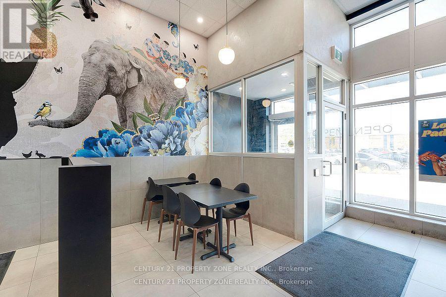 3121 Appleby Line, Burlington, Ontario  L7M 0V7 - Photo 9 - W12839540