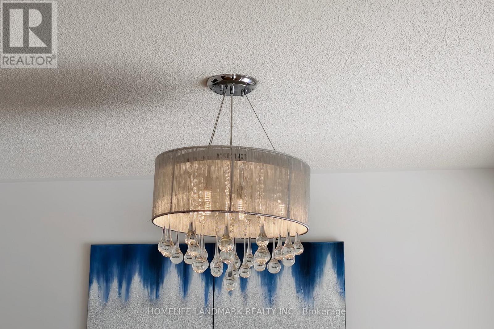 225 Wildwood Trail, Mississauga, Ontario  L4Z 3S4 - Photo 9 - W12838504