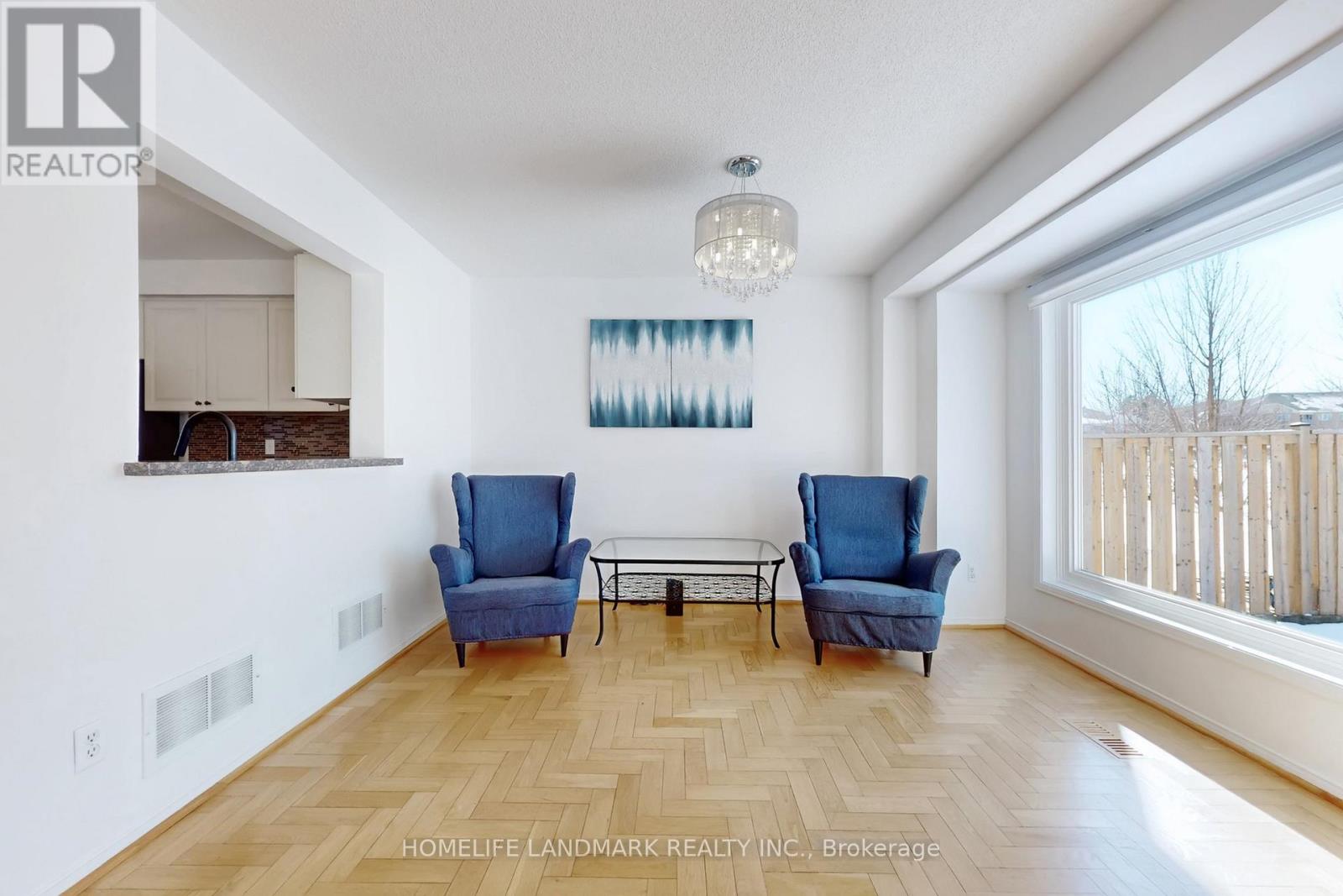 225 Wildwood Trail, Mississauga, Ontario  L4Z 3S4 - Photo 7 - W12838504