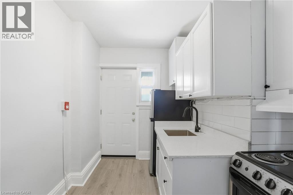 1 Fairholt Road N Unit# 11, Hamilton, Ontario  L8M 1C1 - Photo 11 - 40805018