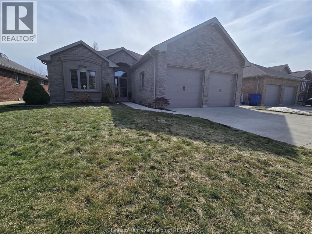 60 ENCLAVE PLACE, Chatham, Ontario