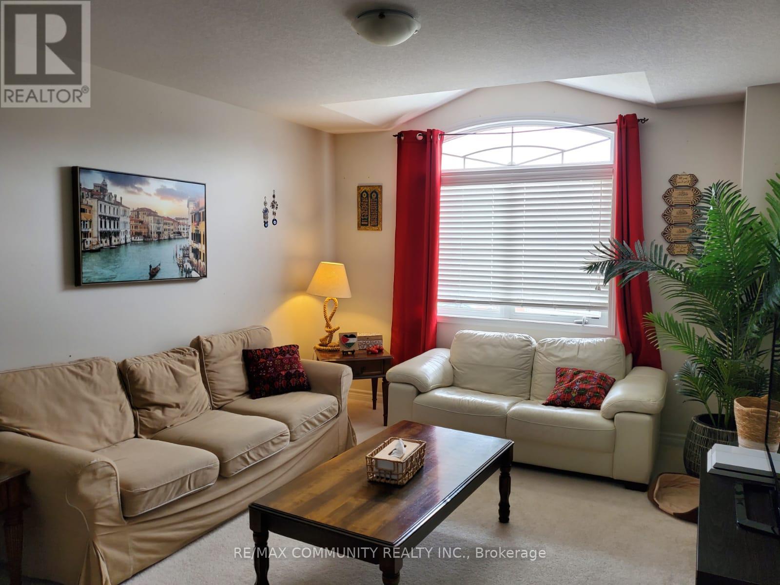 369 Falling Green Crescent, Kitchener, Ontario  N2R 0G1 - Photo 23 - X12837292