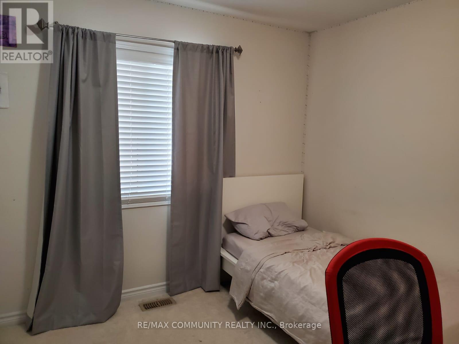 369 Falling Green Crescent, Kitchener, Ontario  N2R 0G1 - Photo 25 - X12837292