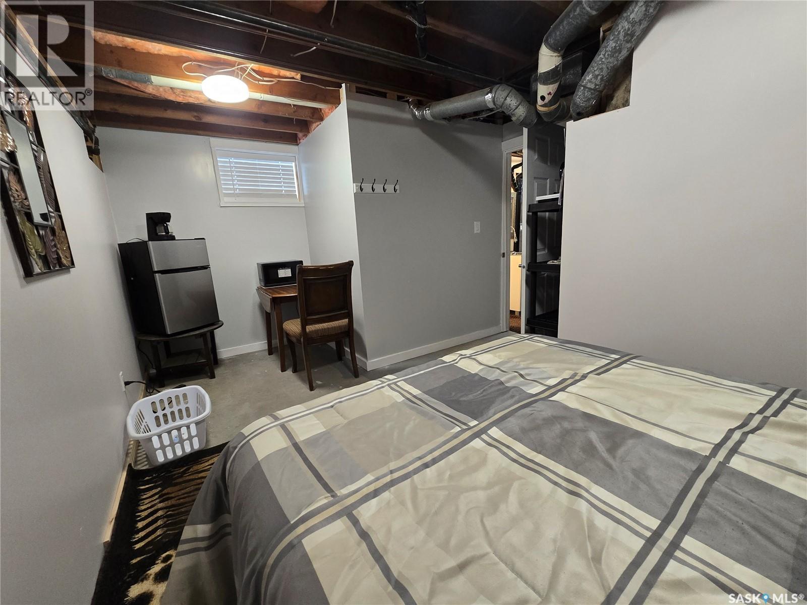 223 Mergens Street, Weyburn, Saskatchewan  S4H 1R4 - Photo 13 - SK029606