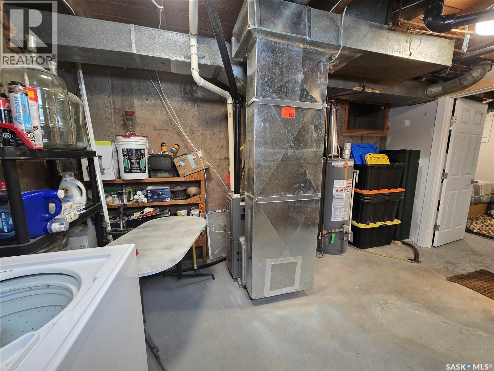 223 Mergens Street, Weyburn, Saskatchewan  S4H 1R4 - Photo 20 - SK029606