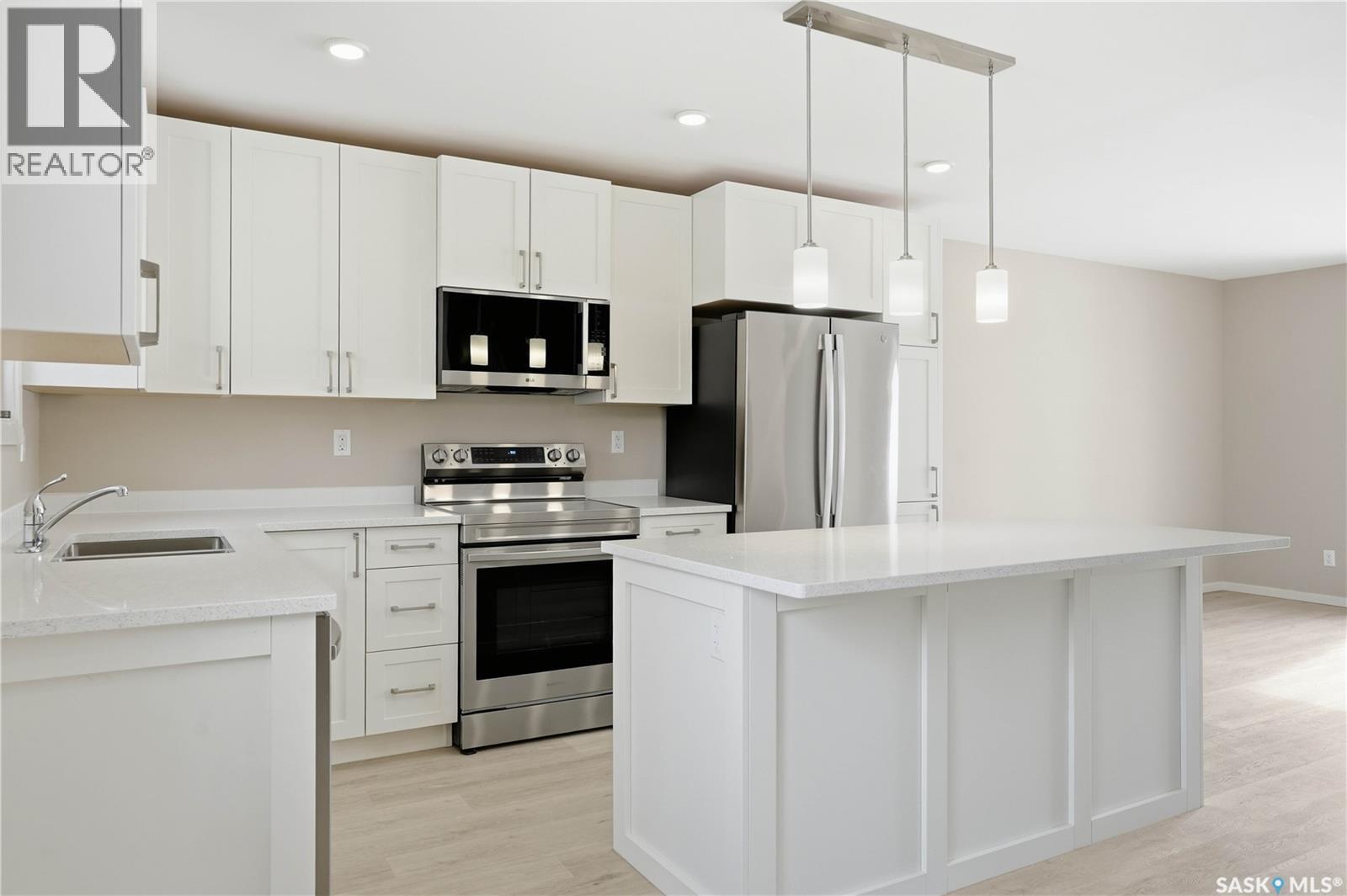 42 Aitken Crescent, Regina, Saskatchewan  S4R 5W7 - Photo 10 - SK029522