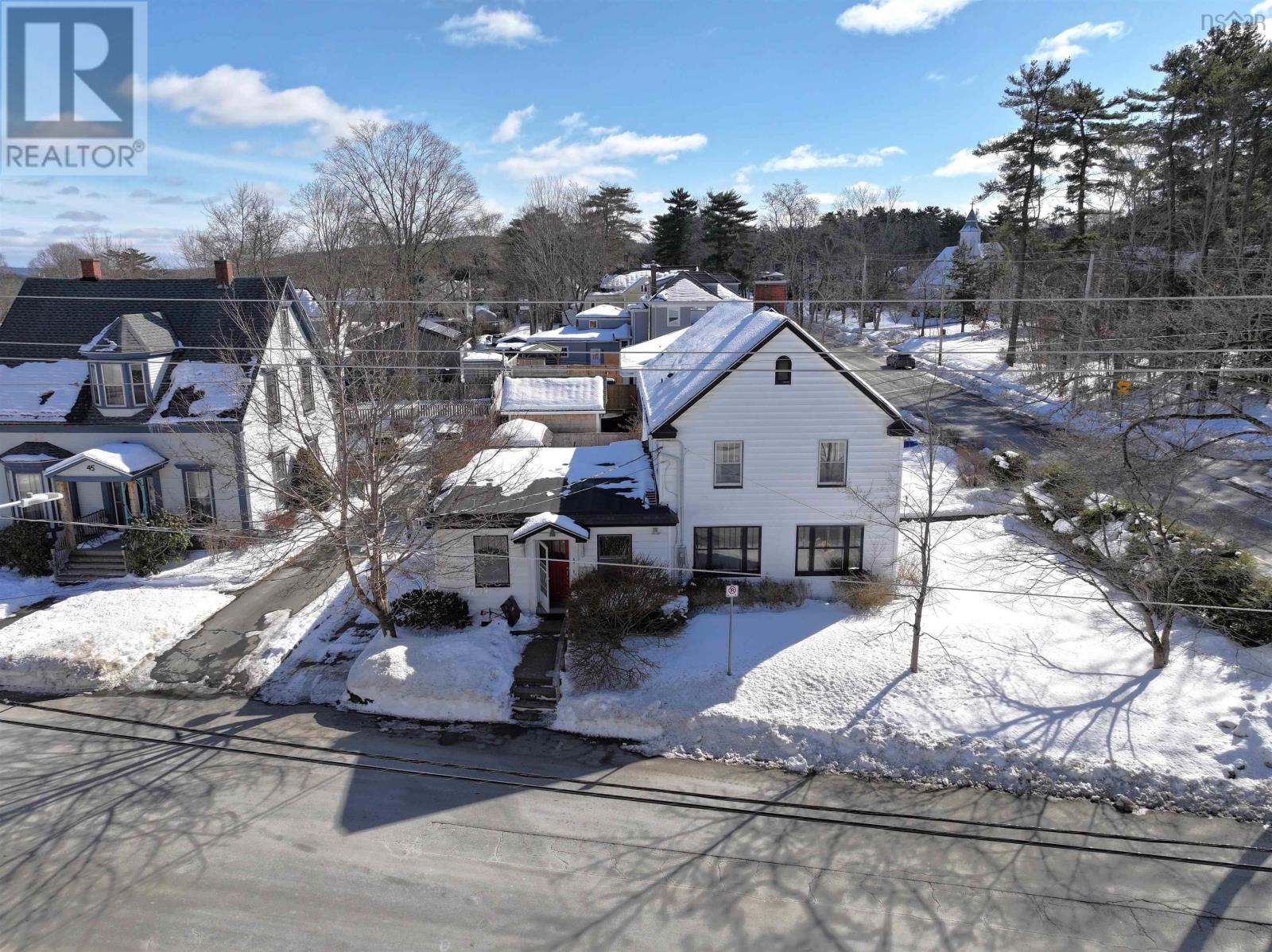 41 Alexandra Avenue, Bridgewater, Nova Scotia B4V 1H2 - Photo 4 - 202603005