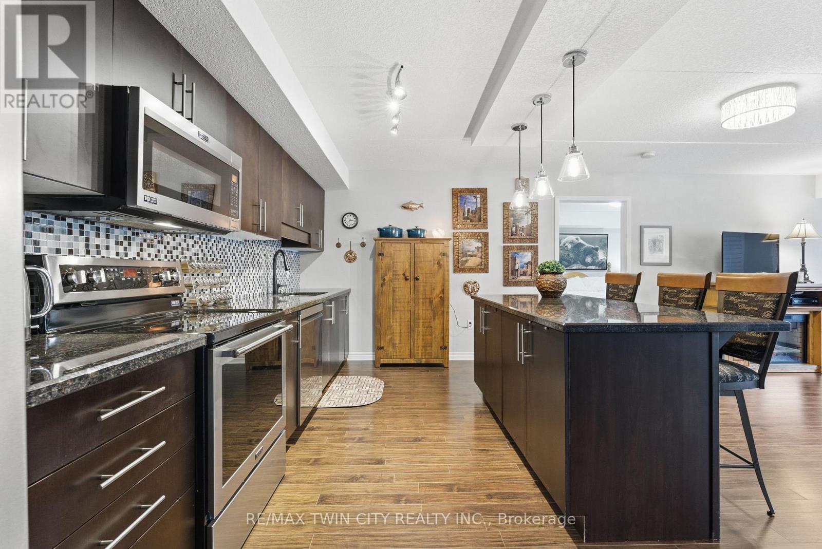 311 - 776 Laurelwood Drive, Waterloo, Ontario  N2V 0A8 - Photo 2 - X12839196