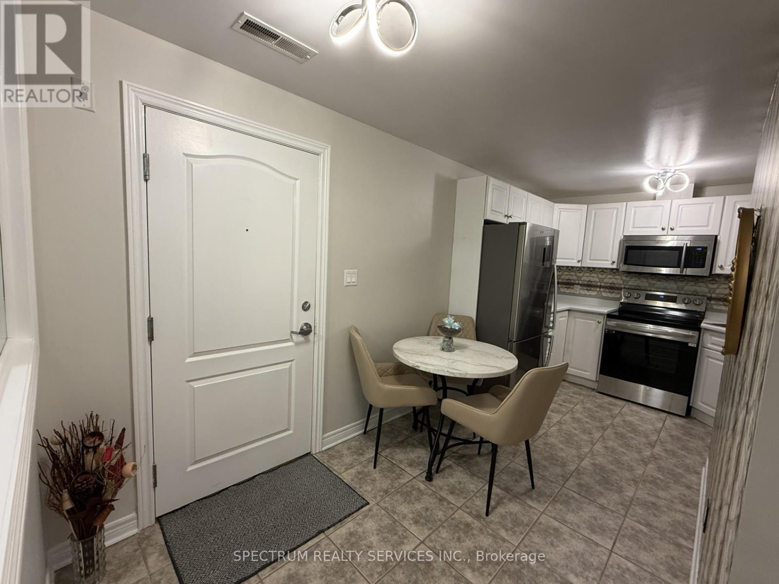 116 - 6350 Dorchester Road, Niagara Falls, Ontario  L2G 1A0 - Photo 6 - X12839250