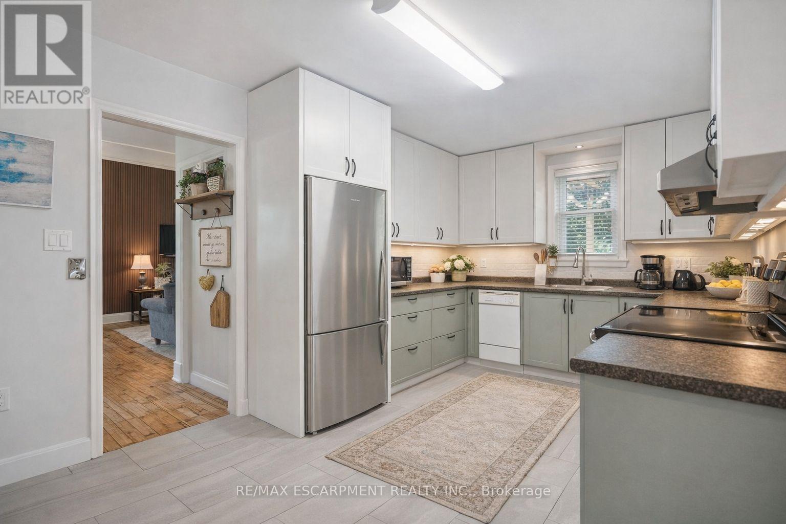 267 Davy Street, Niagara-On-The-Lake, Ontario  L0S 1J0 - Photo 5 - X12839274