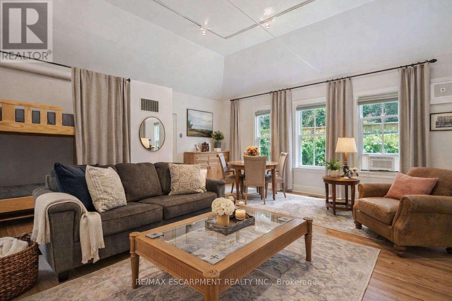 267 Davy Street, Niagara-On-The-Lake, Ontario  L0S 1J0 - Photo 7 - X12839274