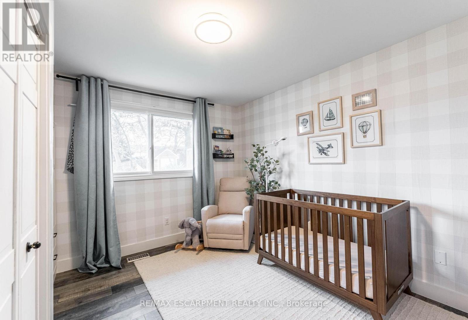 55 Juanita Drive, Hamilton, Ontario  L9C 2G4 - Photo 13 - X12839308