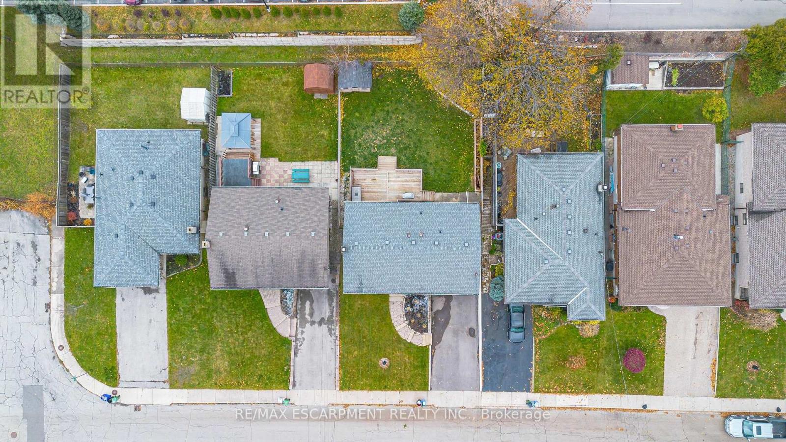 55 Juanita Drive, Hamilton, Ontario  L9C 2G4 - Photo 27 - X12839308