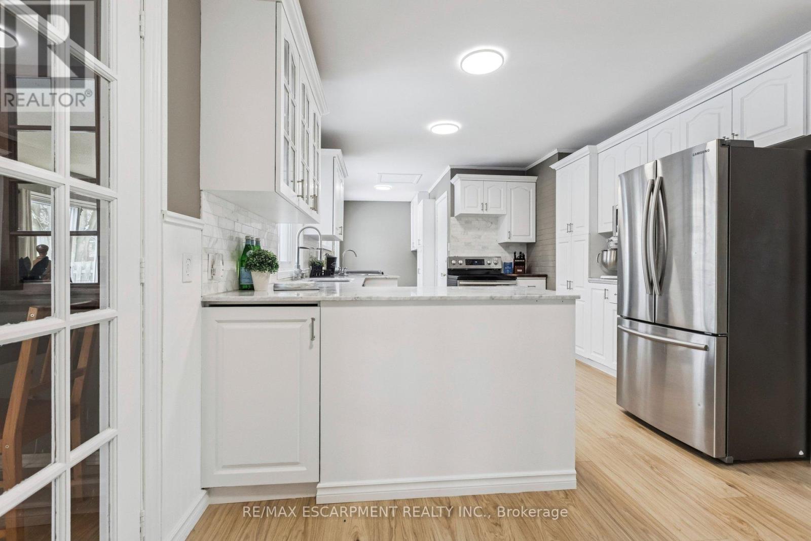 41 Spruce Street, Cambridge, Ontario  N1R 4K2 - Photo 12 - X12839326