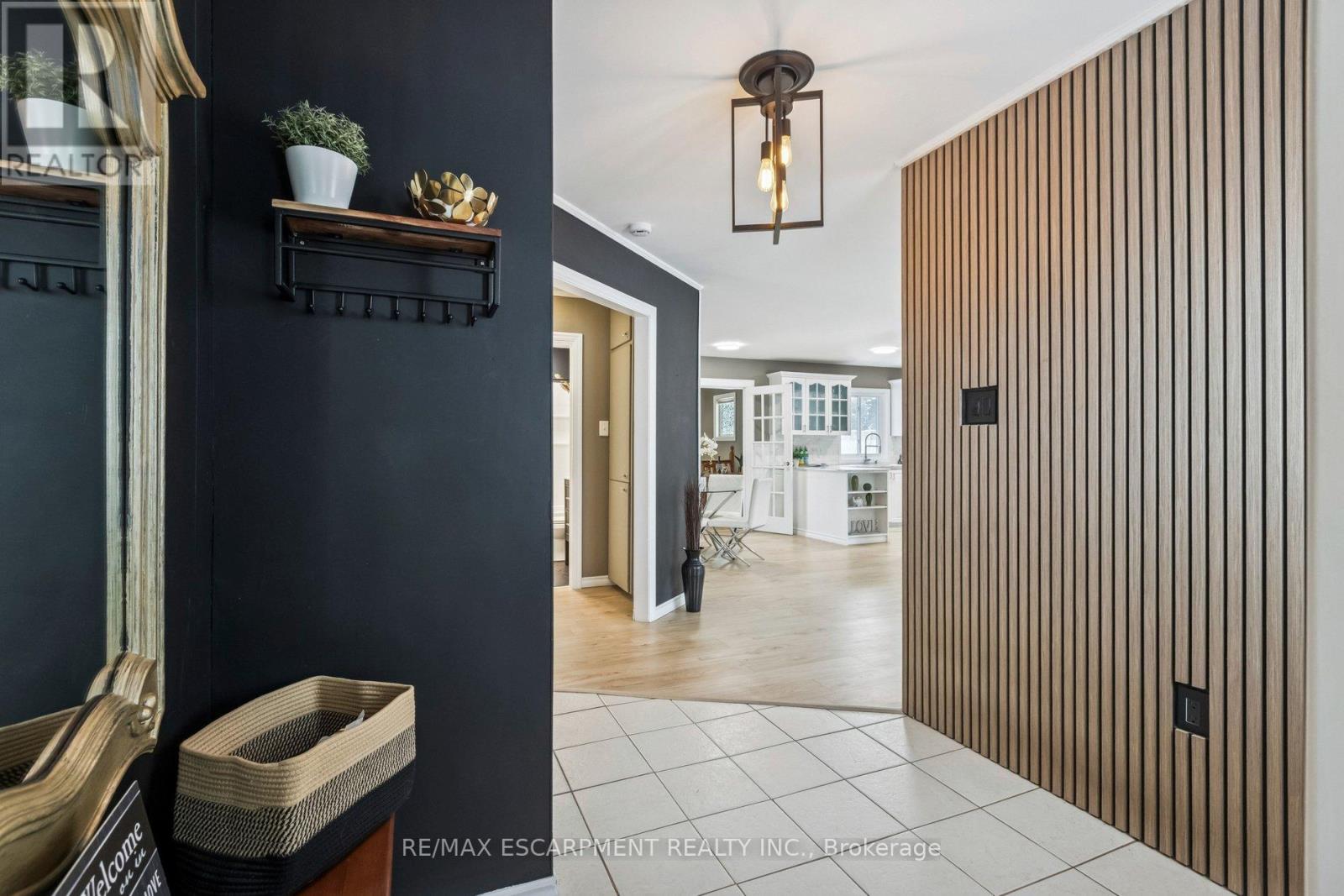 41 Spruce Street, Cambridge, Ontario  N1R 4K2 - Photo 3 - X12839326