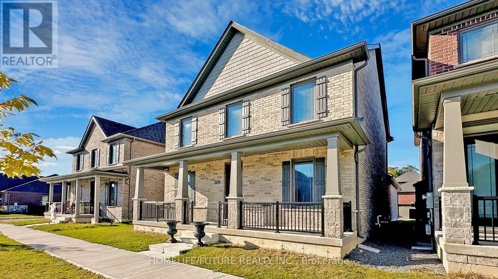 204 Strachan Street, Port Hope, Ontario  L1A 0E9 - Photo 2 - X12839364