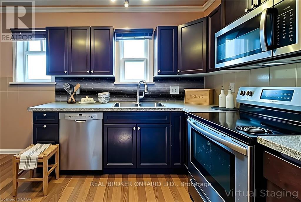 84 Port Street, Brantford, Ontario  N3S 1Y7 - Photo 14 - X12839380