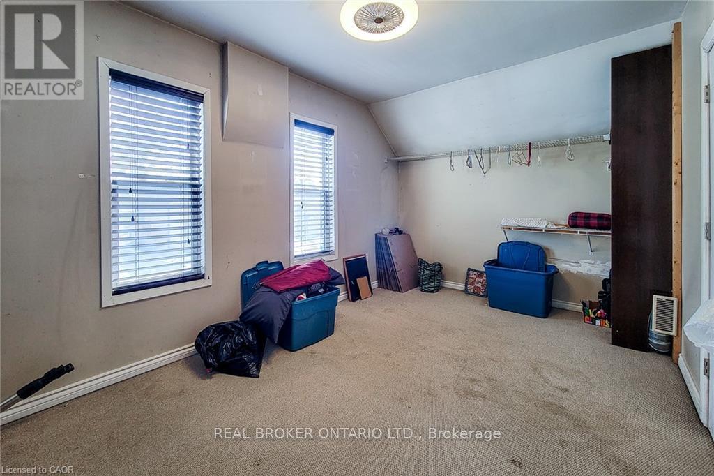 84 Port Street, Brantford, Ontario  N3S 1Y7 - Photo 17 - X12839380