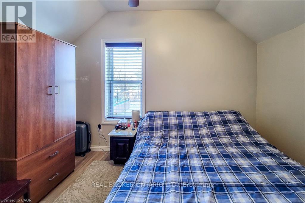 84 Port Street, Brantford, Ontario  N3S 1Y7 - Photo 19 - X12839380