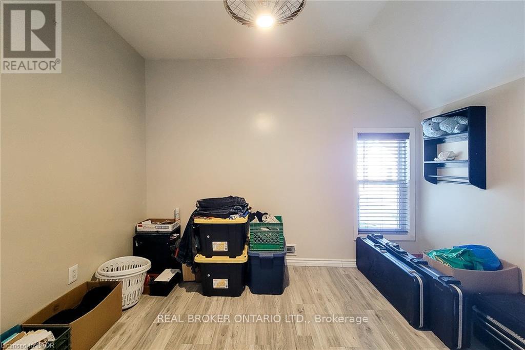 84 Port Street, Brantford, Ontario  N3S 1Y7 - Photo 21 - X12839380