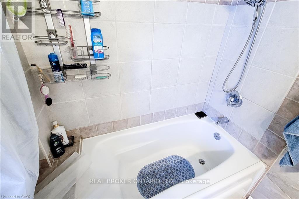 84 Port Street, Brantford, Ontario  N3S 1Y7 - Photo 23 - X12839380