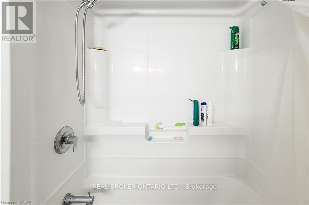 84 Port Street, Brantford, Ontario  N3S 1Y7 - Photo 32 - X12839380