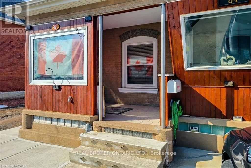 84 Port Street, Brantford, Ontario  N3S 1Y7 - Photo 4 - X12839380