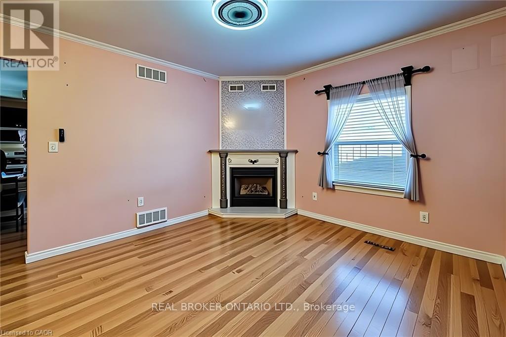 84 Port Street, Brantford, Ontario  N3S 1Y7 - Photo 8 - X12839380