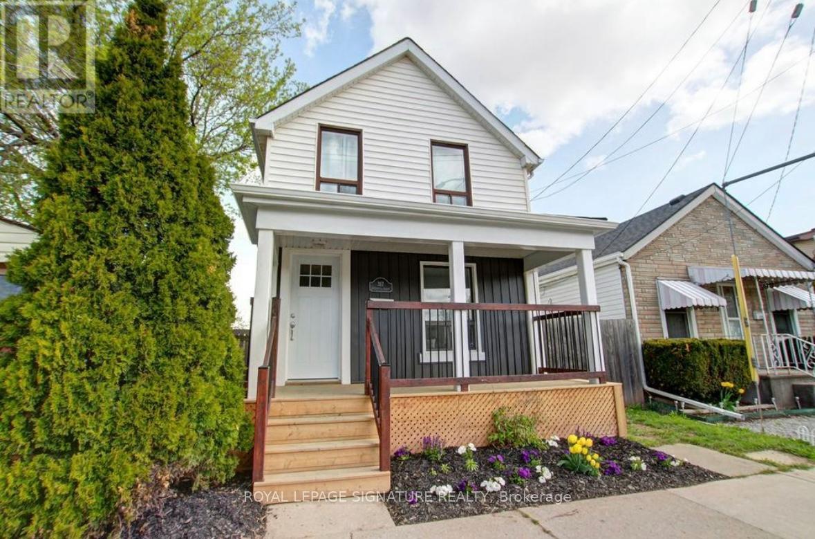 317 Britannia Avenue, Hamilton, Ontario  L8H 1Y4 - Photo 2 - X12839388