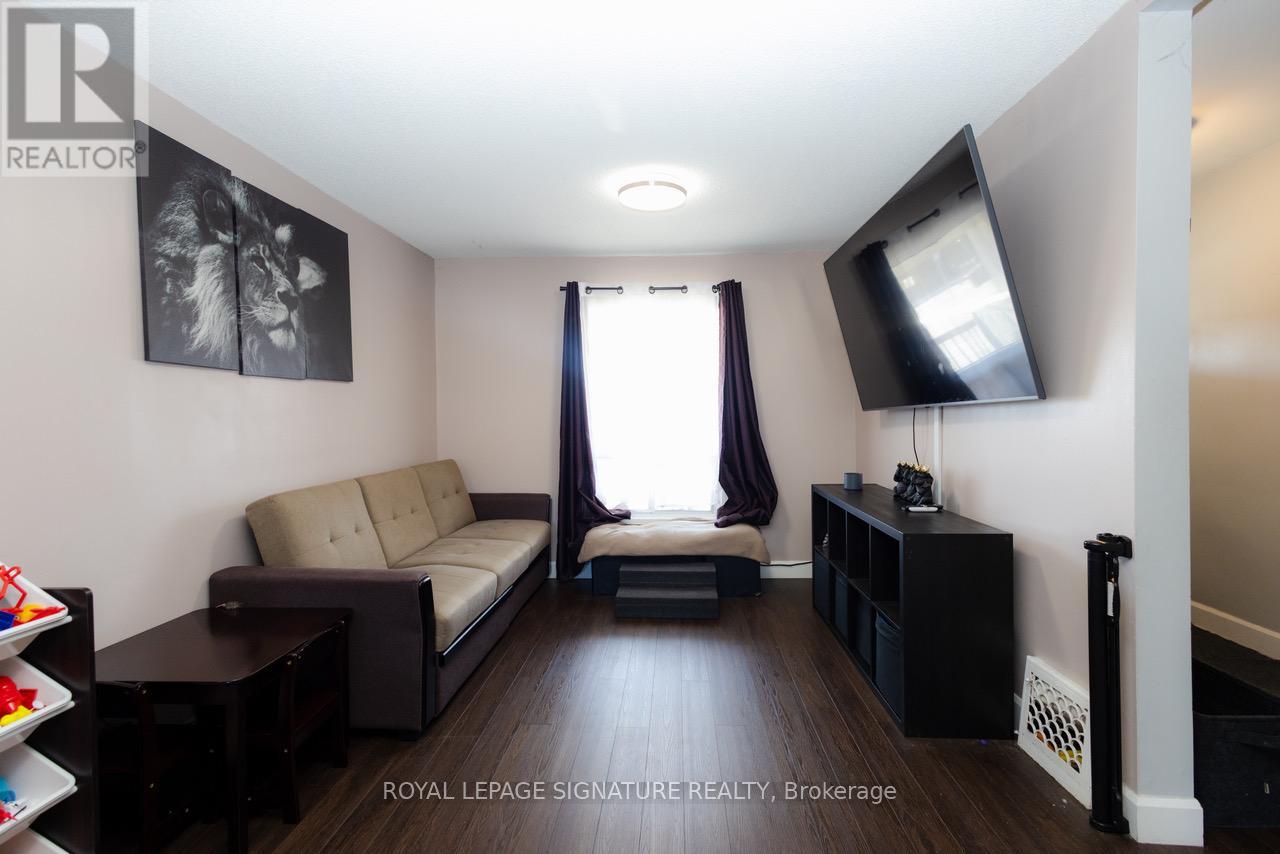 317 Britannia Avenue, Hamilton, Ontario  L8H 1Y4 - Photo 6 - X12839388