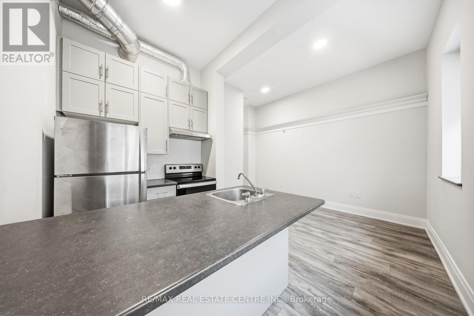 202 - 11 Queen Street, Brantford, Ontario  N3T 3B1 - Photo 11 - X12839482