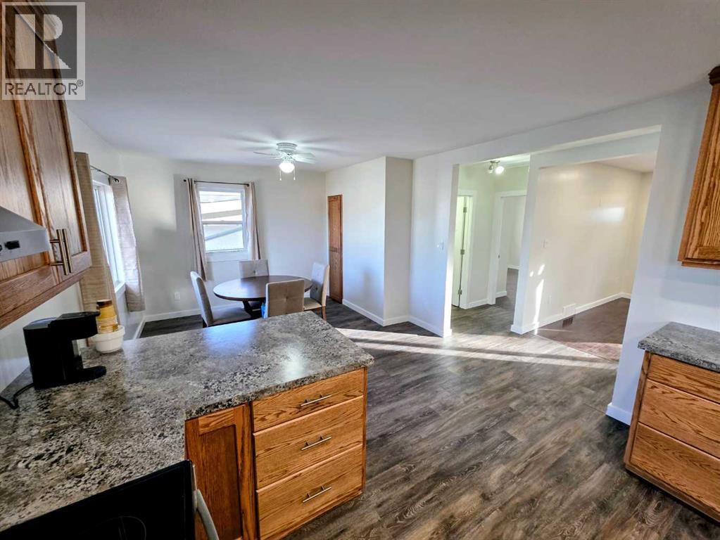 5105 54 Avenue, Taber, Alberta  T1G 1M2 - Photo 10 - A2283168