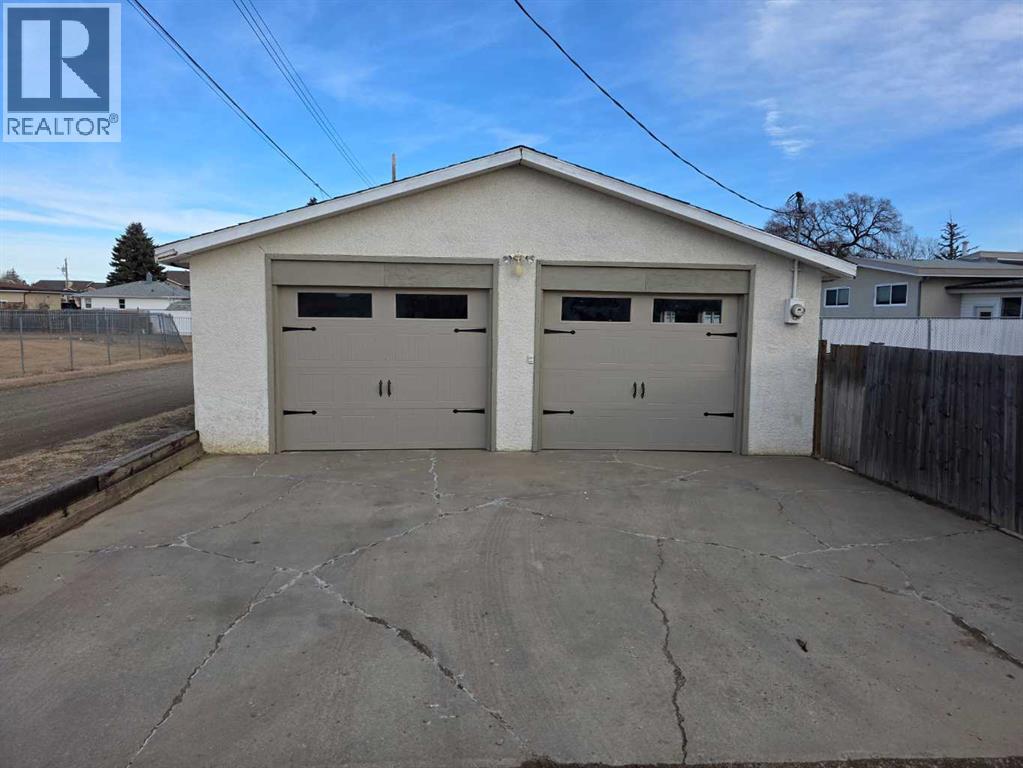 5105 54 Avenue, Taber, Alberta  T1G 1M2 - Photo 5 - A2283168