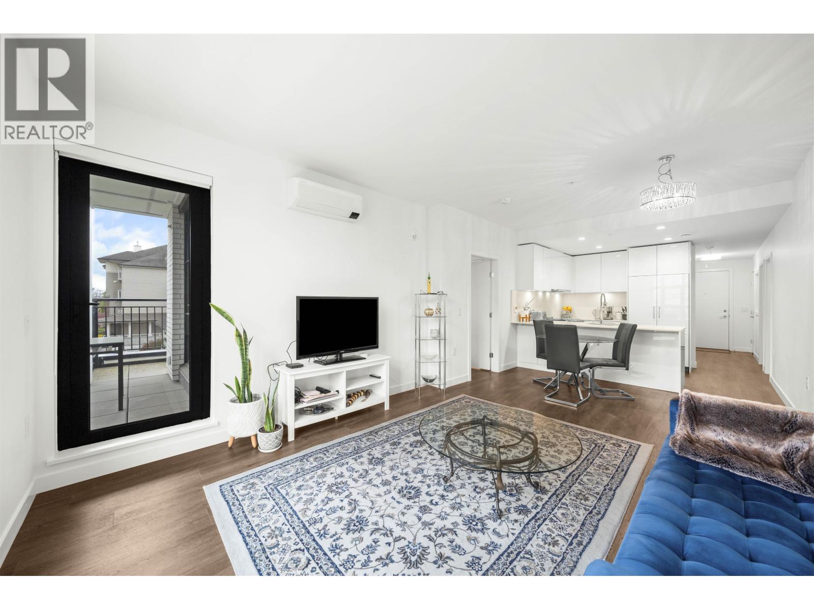 201 2446 SHAUGHNESSY STREET, Port Coquitlam, British Columbia