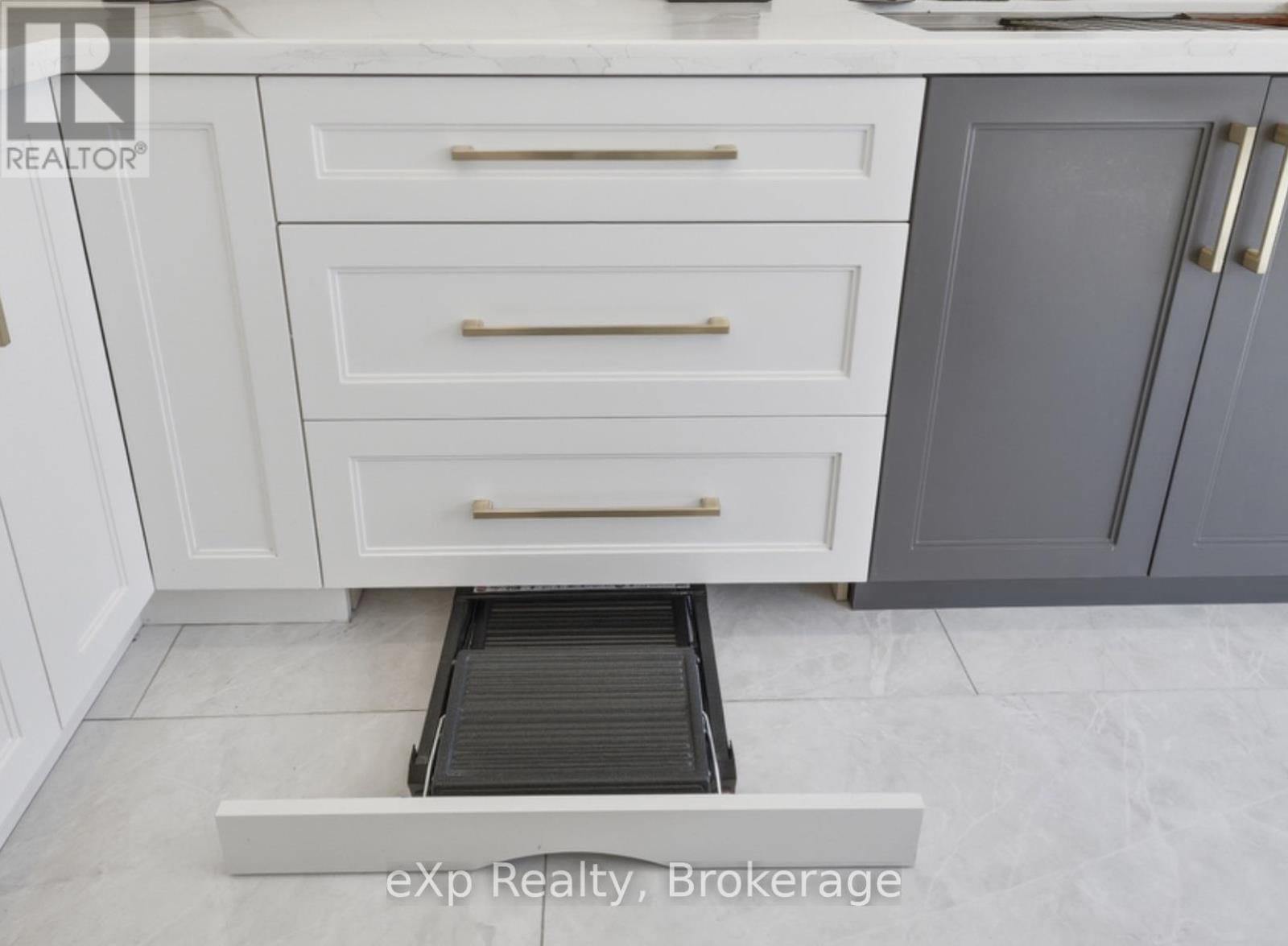 1360 Hill Street, Milton, Ontario  L9T 6M3 - Photo 18 - W12838994