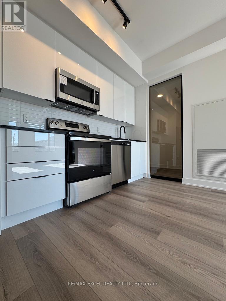 306 - 758 Dovercourt Road, Toronto, Ontario  M6H 2X2 - Photo 8 - W12839404