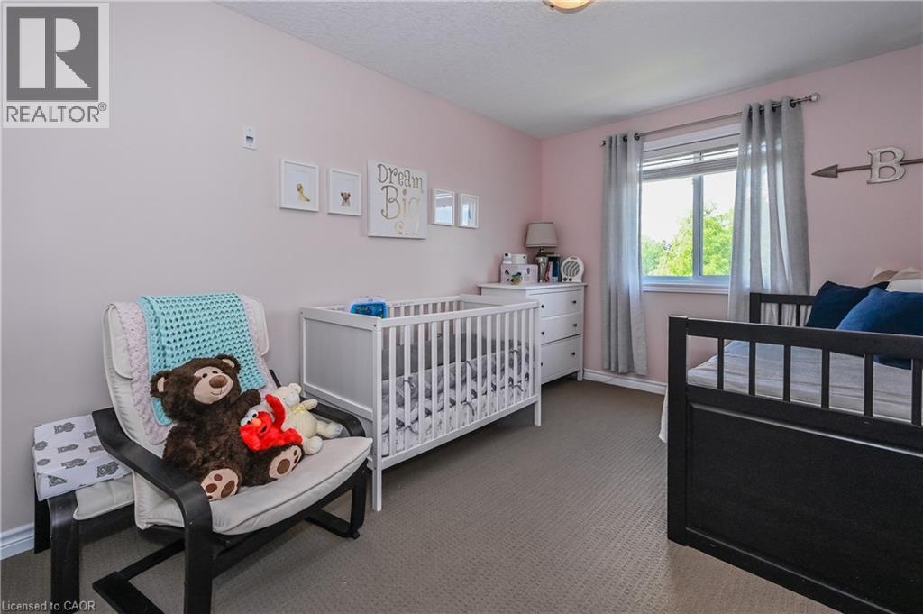 557 Landgren Court, Kitchener, Ontario  N2A 0G8 - Photo 19 - 40808232